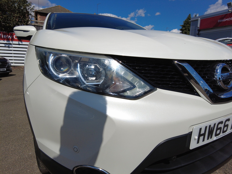 Nissan Qashqai DIG-T N-Connecta - U93882