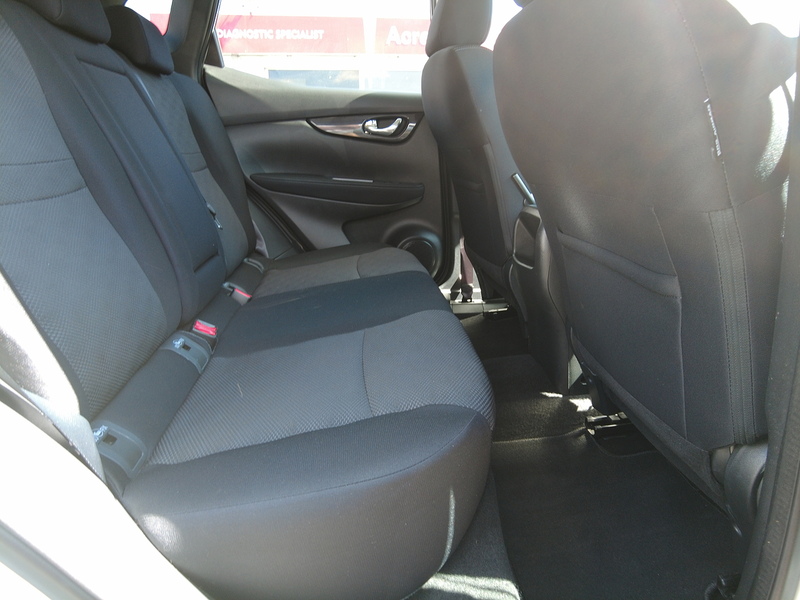 Nissan Qashqai DIG-T N-Connecta - U93882