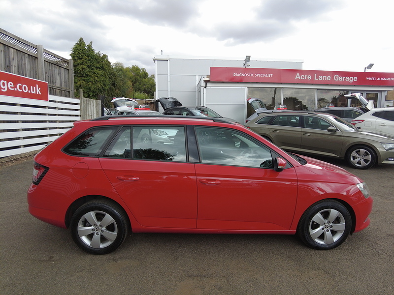 Skoda Fabia TSI SE - U93884