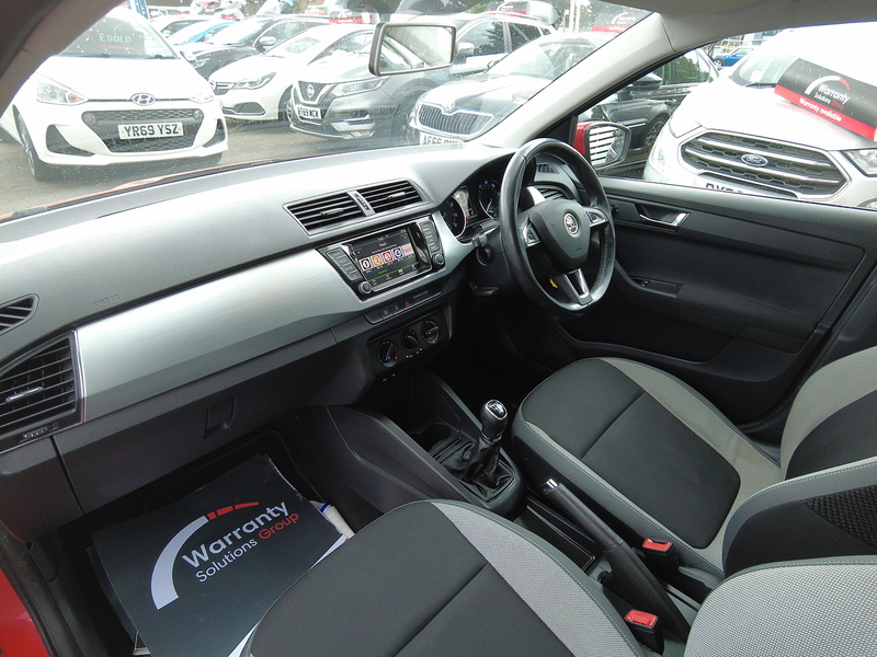 Skoda Fabia TSI SE - U93884