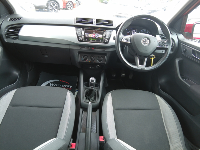 Skoda Fabia TSI SE - U93884