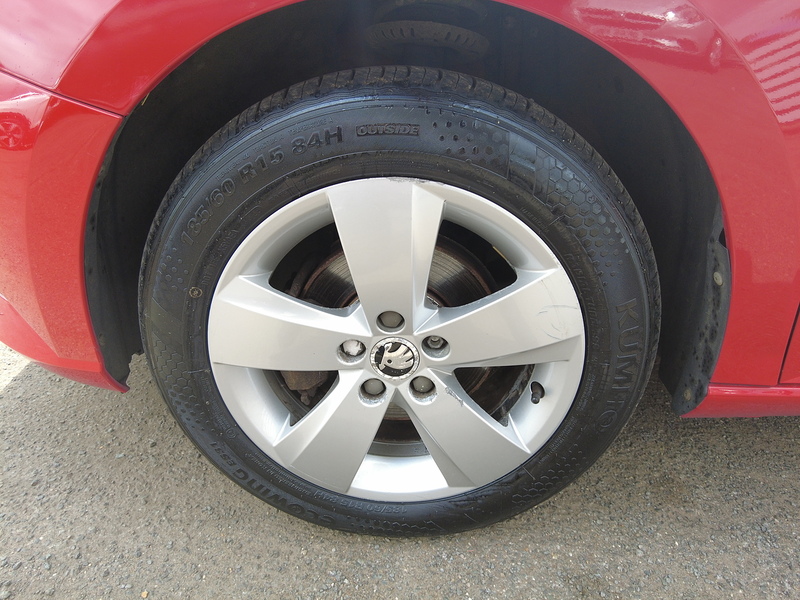 Skoda Fabia TSI SE - U93884