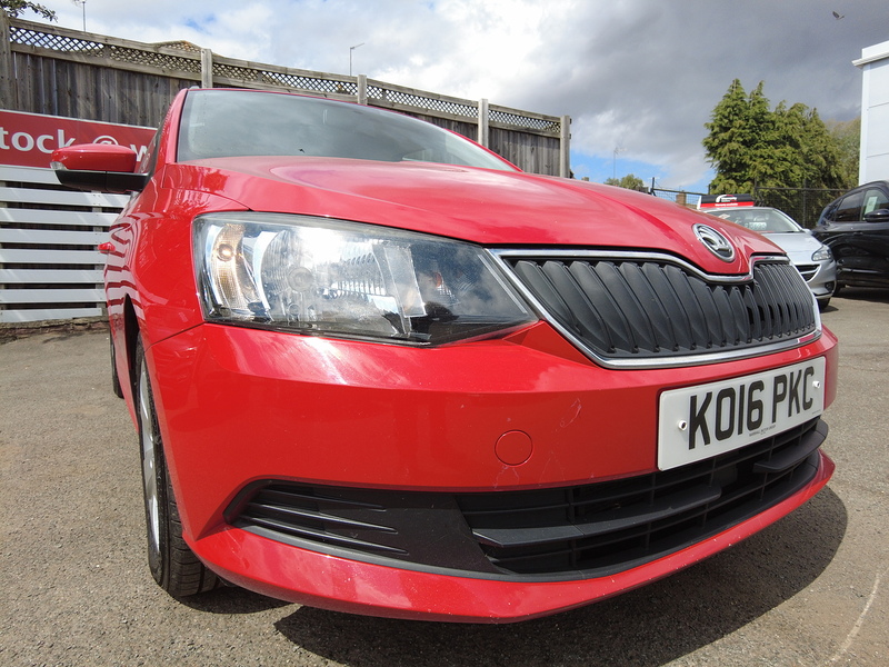 Skoda Fabia TSI SE - U93884