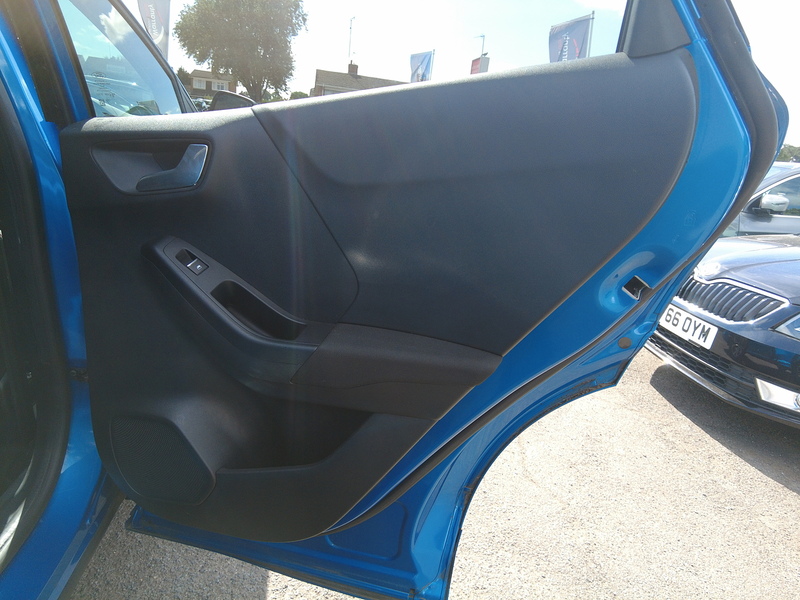 Ford Puma T EcoBoost MHEV ST-Line Design - U93885