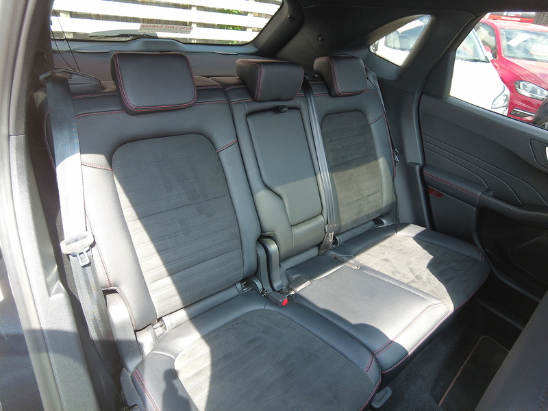 Ford Kuga EcoBlue ST-Line X Edition - U93886