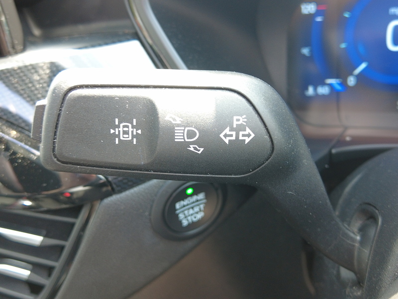 Ford Kuga EcoBlue ST-Line X Edition - U93886
