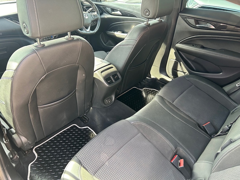 Vauxhall Insignia i Turbo SRi VX Line Nav - U93890