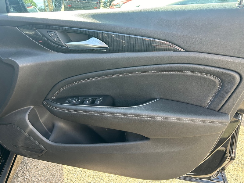 Vauxhall Insignia i Turbo SRi VX Line Nav - U93890
