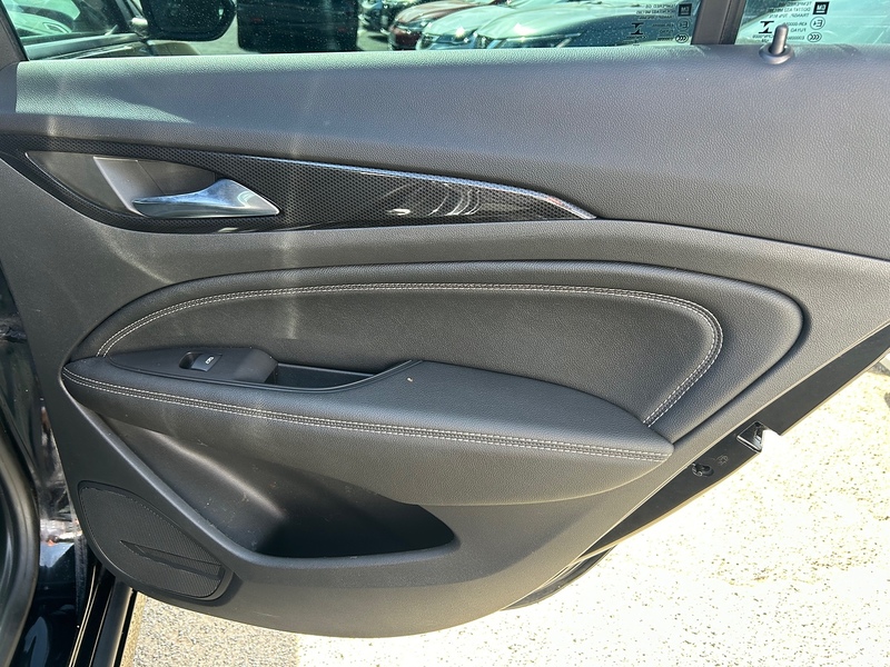 Vauxhall Insignia i Turbo SRi VX Line Nav - U93890