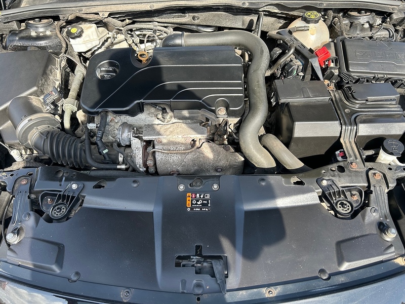 Vauxhall Insignia i Turbo SRi VX Line Nav - U93890