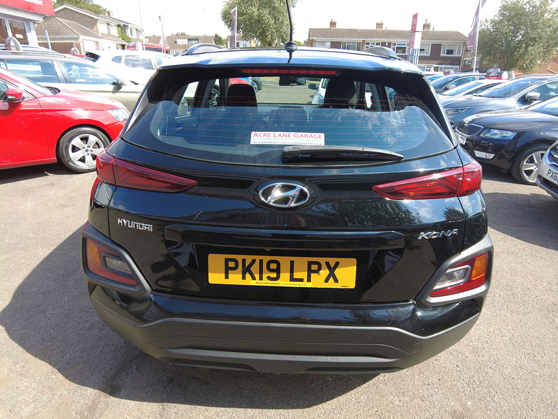 Hyundai KONA T-GDi Blue Drive SE - U93891