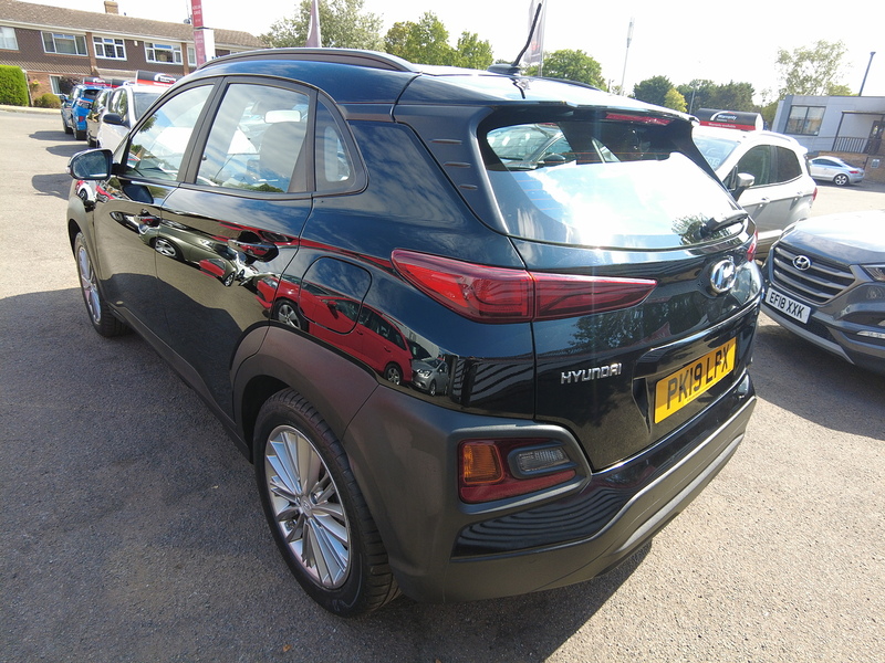 Hyundai KONA T-GDi Blue Drive SE - U93891