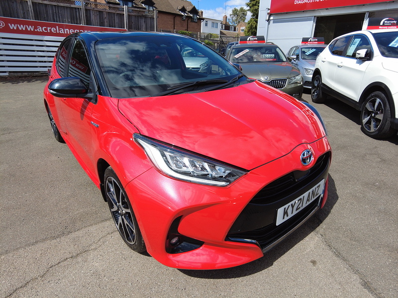 Toyota Yaris VVT-h Launch Edition - U93895