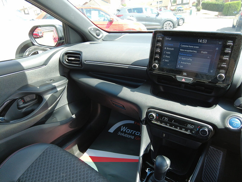Toyota Yaris VVT-h Launch Edition - U93895