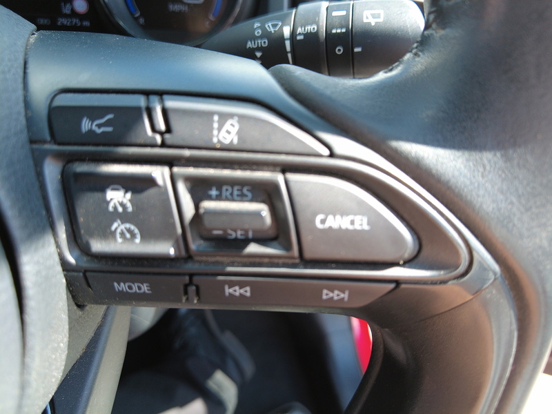 Toyota Yaris VVT-h Launch Edition - U93895