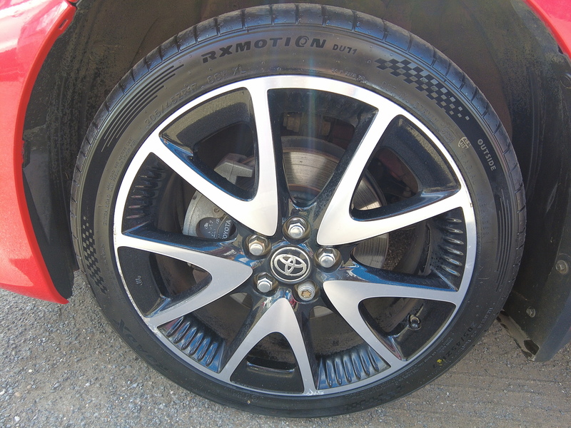 Toyota Yaris VVT-h Launch Edition - U93895