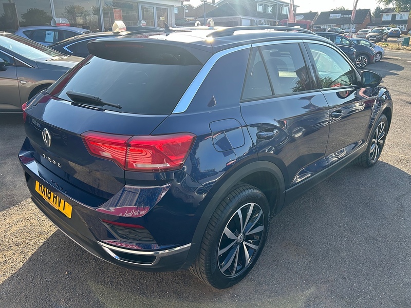 Volkswagen T-Roc TSI EVO SE - U93897
