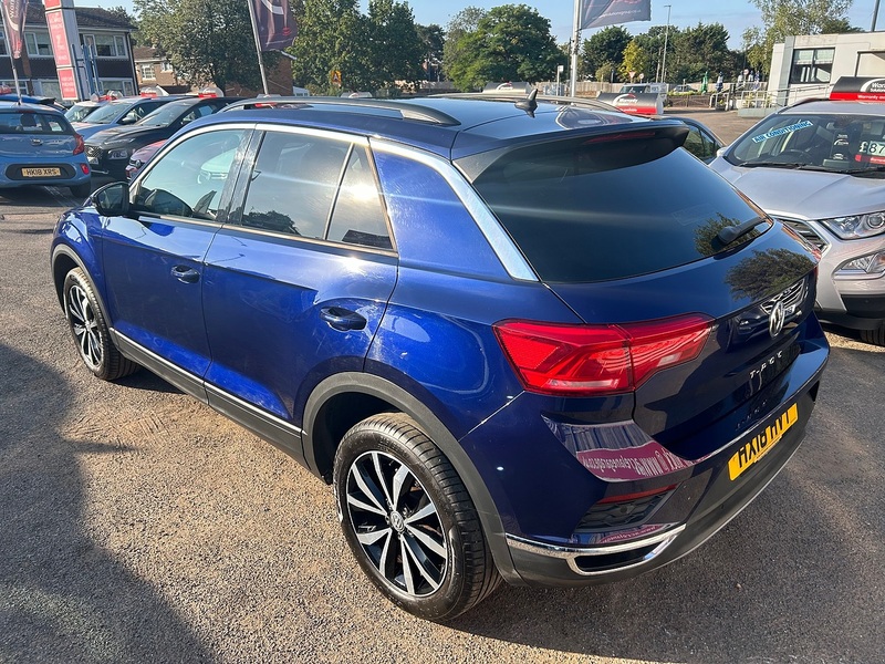 Volkswagen T-Roc TSI EVO SE - U93897