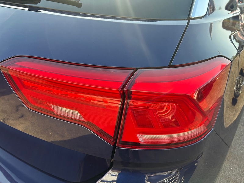 Volkswagen T-Roc TSI EVO SE - U93897