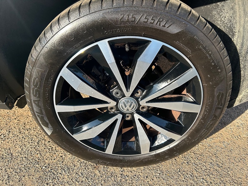 Volkswagen T-Roc TSI EVO SE - U93897