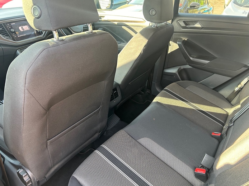Volkswagen T-Roc TSI EVO SE - U93897