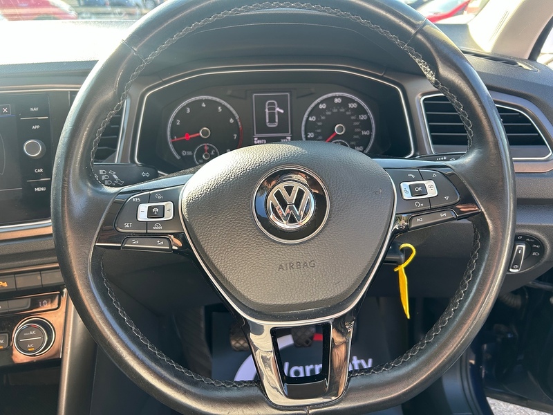 Volkswagen T-Roc TSI EVO SE - U93897