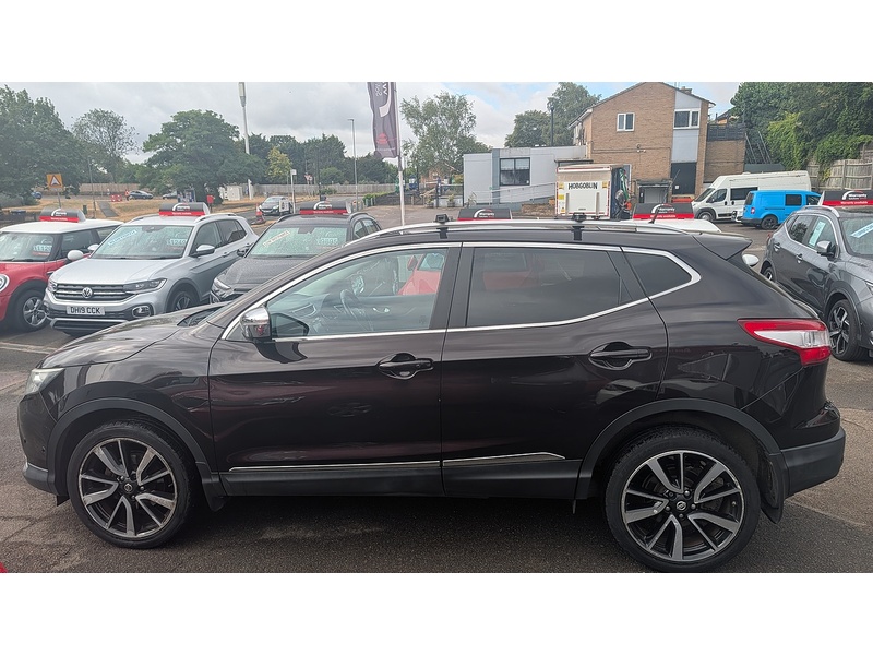 Nissan Qashqai DIG-T Tekna - U93899