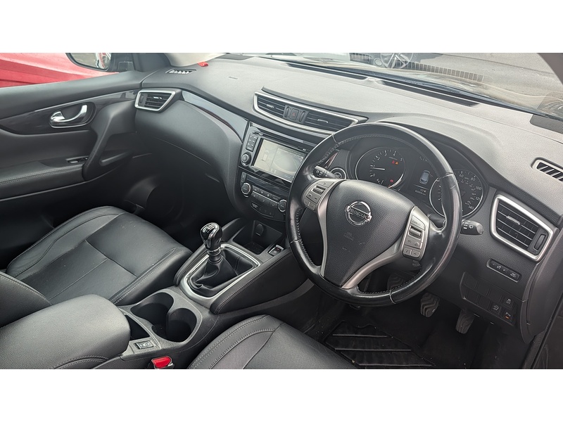 Nissan Qashqai DIG-T Tekna - U93899