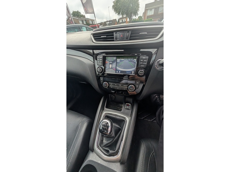Nissan Qashqai DIG-T Tekna - U93899