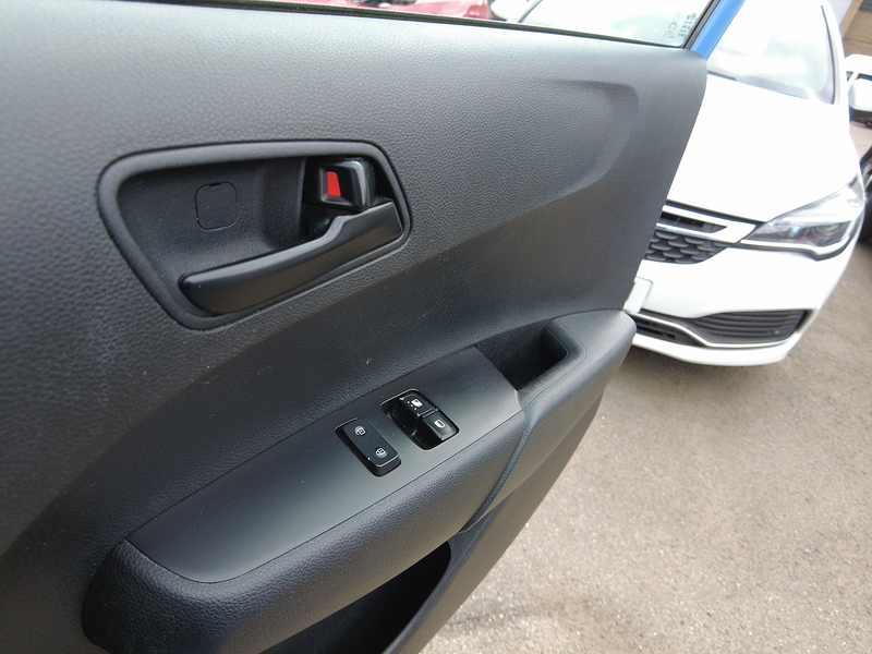 Kia Picanto 1 - U93900