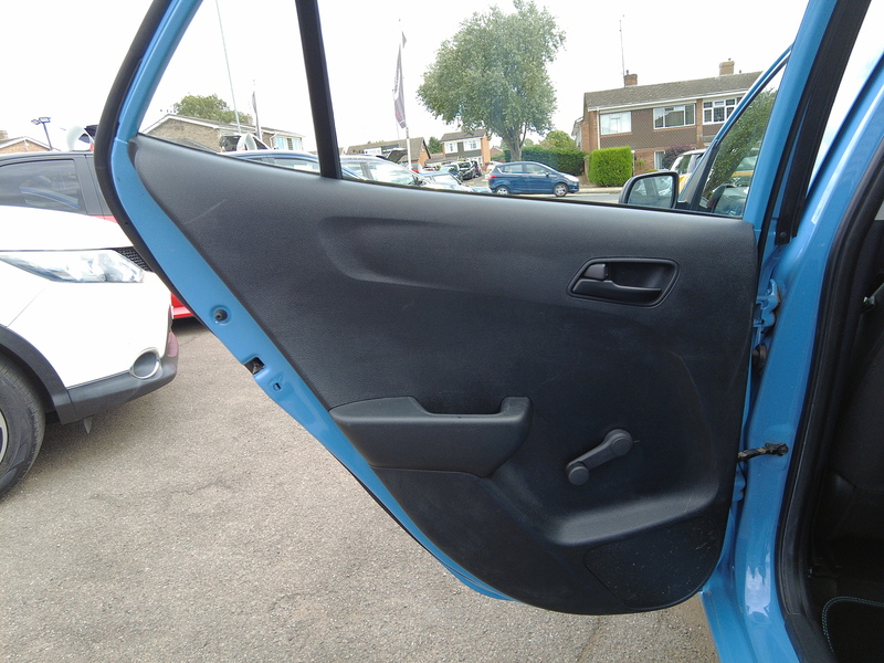 Kia Picanto 1 - U93900