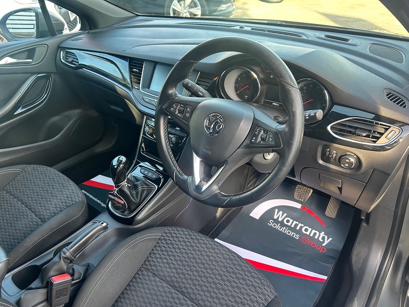 Vauxhall Astra i Turbo SRi - U93902