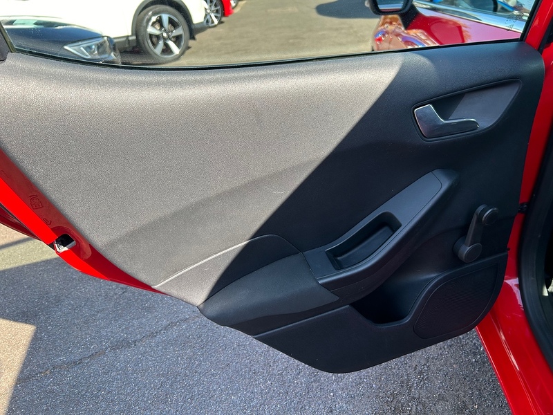 Ford Fiesta Ti-VCT Zetec - U93903
