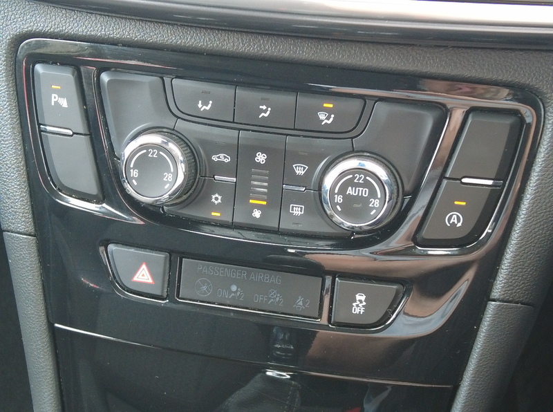 Vauxhall Mokka X i Turbo ecoTEC Design Nav - U93906