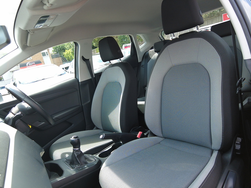 SEAT Ibiza TSI SE - U93909