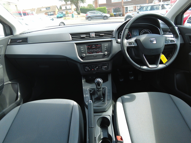 SEAT Ibiza TSI SE - U93909