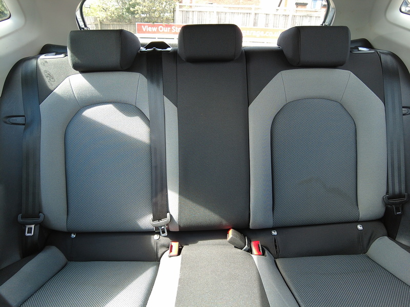 SEAT Ibiza TSI SE - U93909