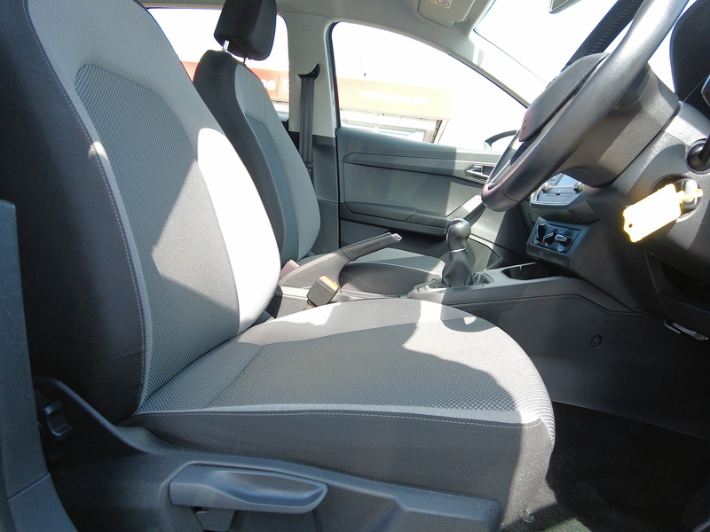 SEAT Ibiza TSI SE - U93909
