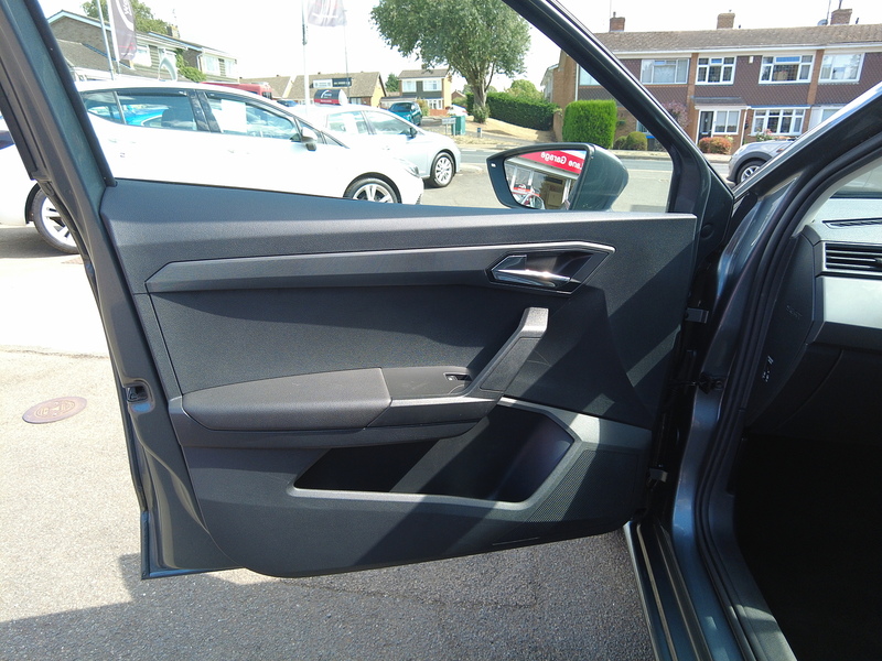 SEAT Ibiza TSI SE - U93909