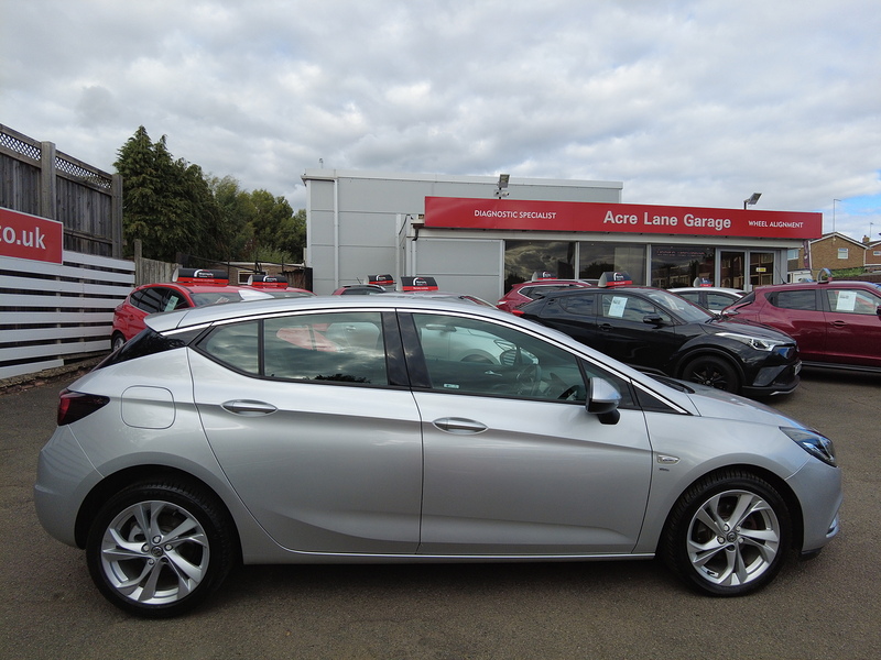Vauxhall Astra i Turbo SRi Nav - U93911