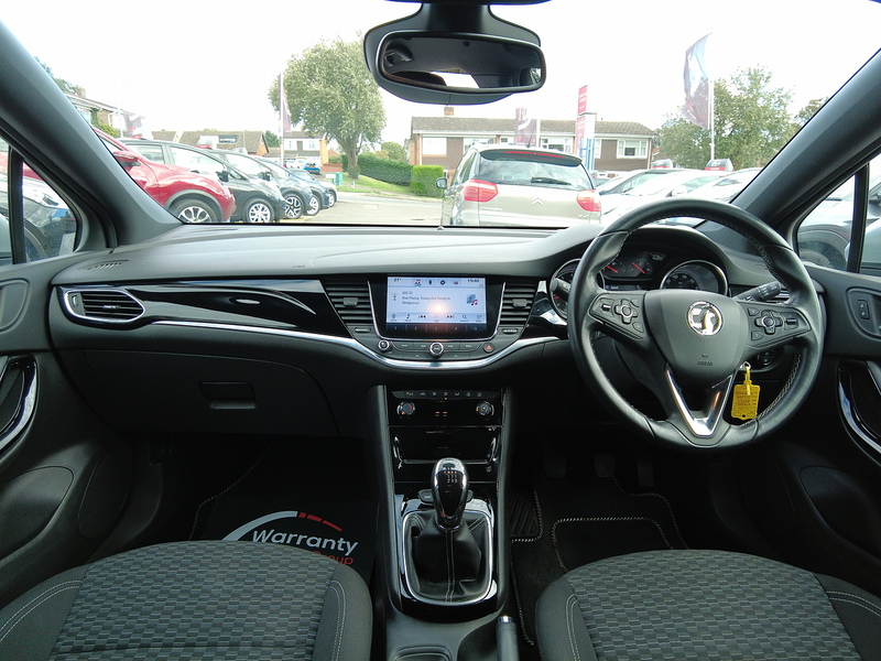 Vauxhall Astra i Turbo SRi Nav - U93911