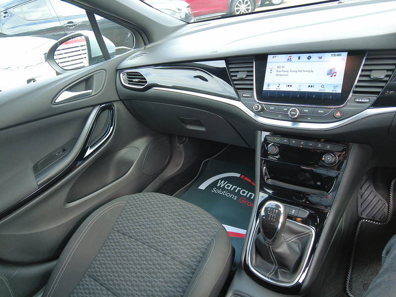 Vauxhall Astra i Turbo SRi Nav - U93911