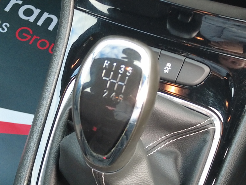 Vauxhall Astra i Turbo SRi Nav - U93911