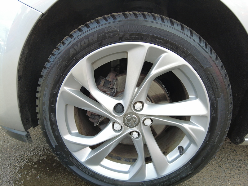 Vauxhall Astra i Turbo SRi Nav - U93911