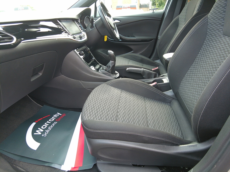 Vauxhall Astra i Turbo SRi Nav - U93911
