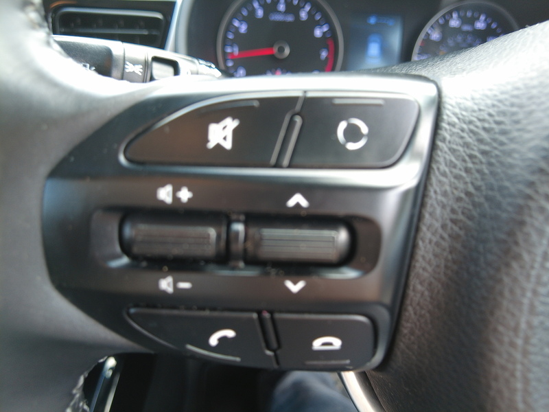 Kia Rio 2 - U93914