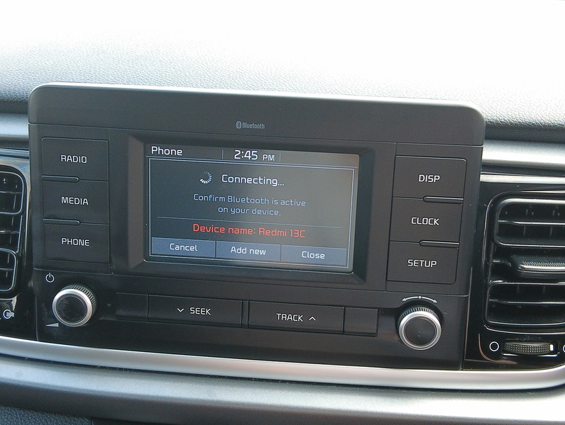Kia Rio 2 - U93914