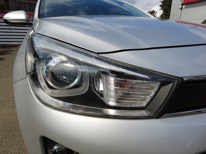 Kia Rio 2 - U93914