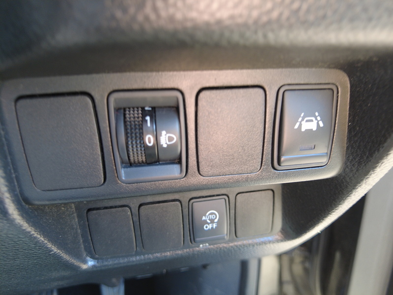Nissan Qashqai DIG-T N-Connecta - U93916