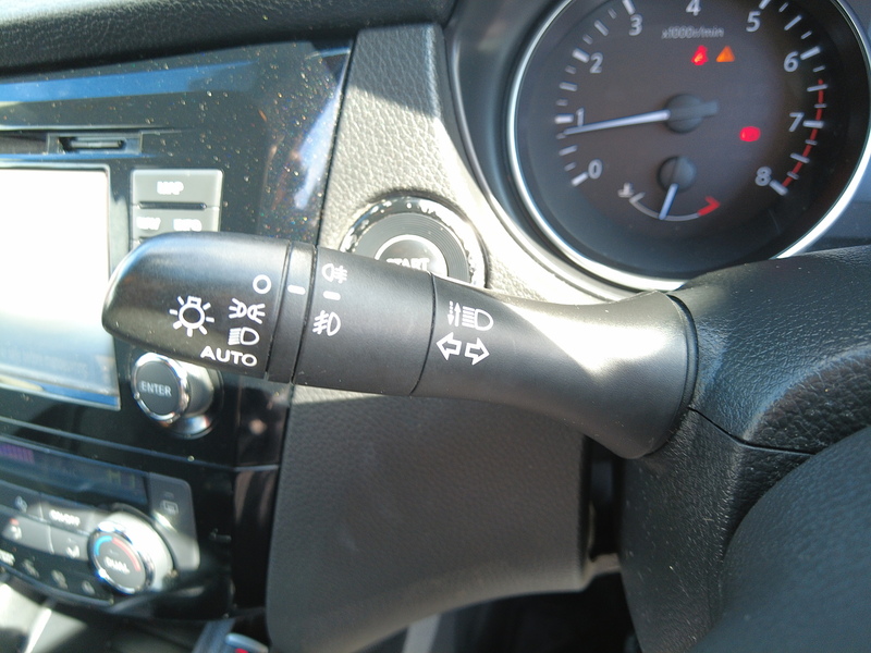 Nissan Qashqai DIG-T N-Connecta - U93916
